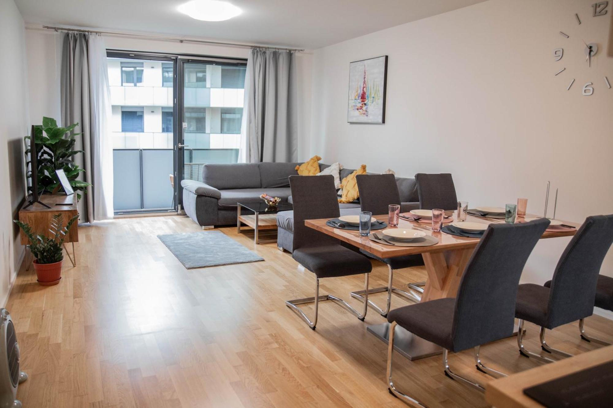 Newly Built Apartment With Balcony, Ac And Free Indoor Garage Prag Exterior foto